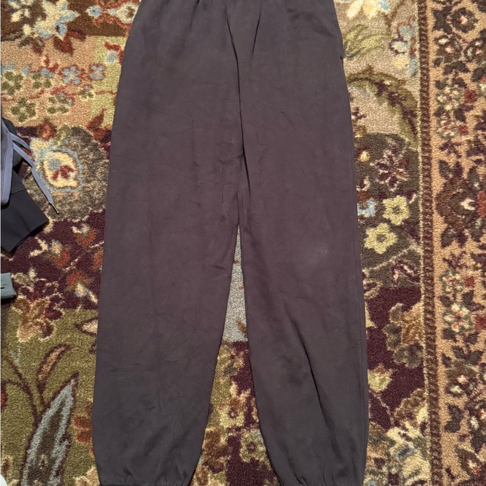 Brandy Melville Rosa Sweatpants